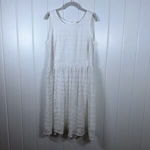 Sundance Lace Shift Dress Size 10 White Lace Overlay Lined, Graduation, Sorority